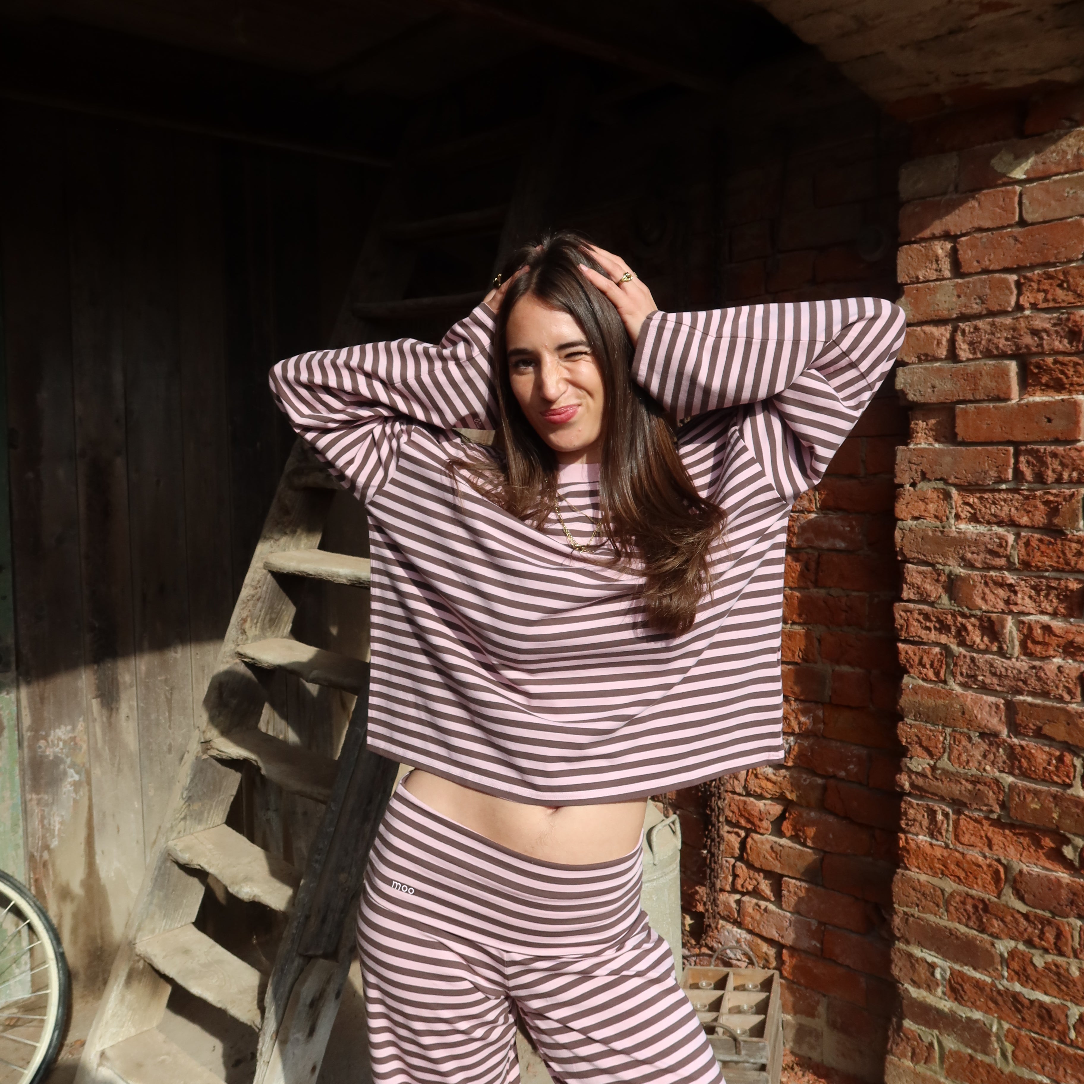 LONG SLEEVES