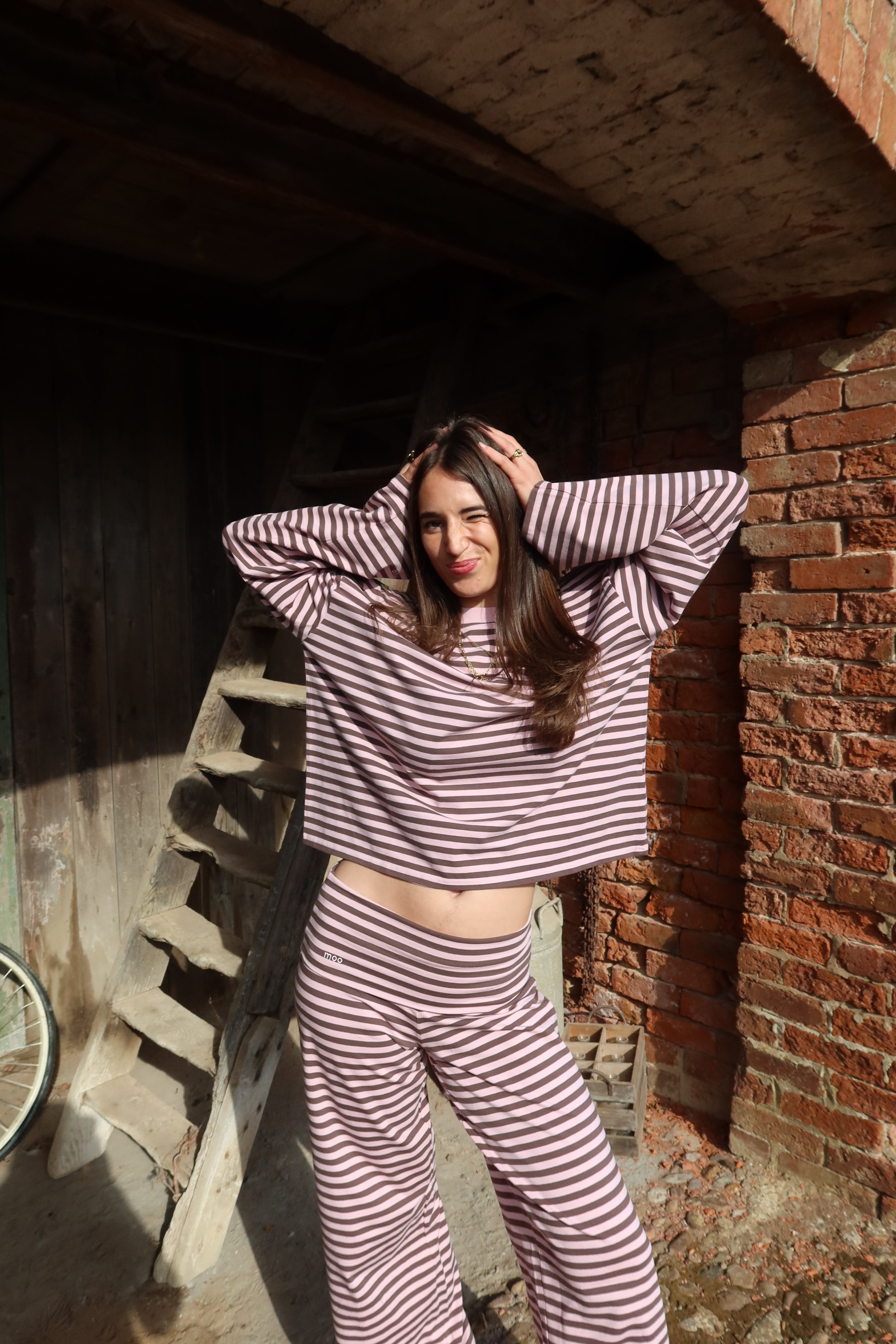 LONG SLEEVES