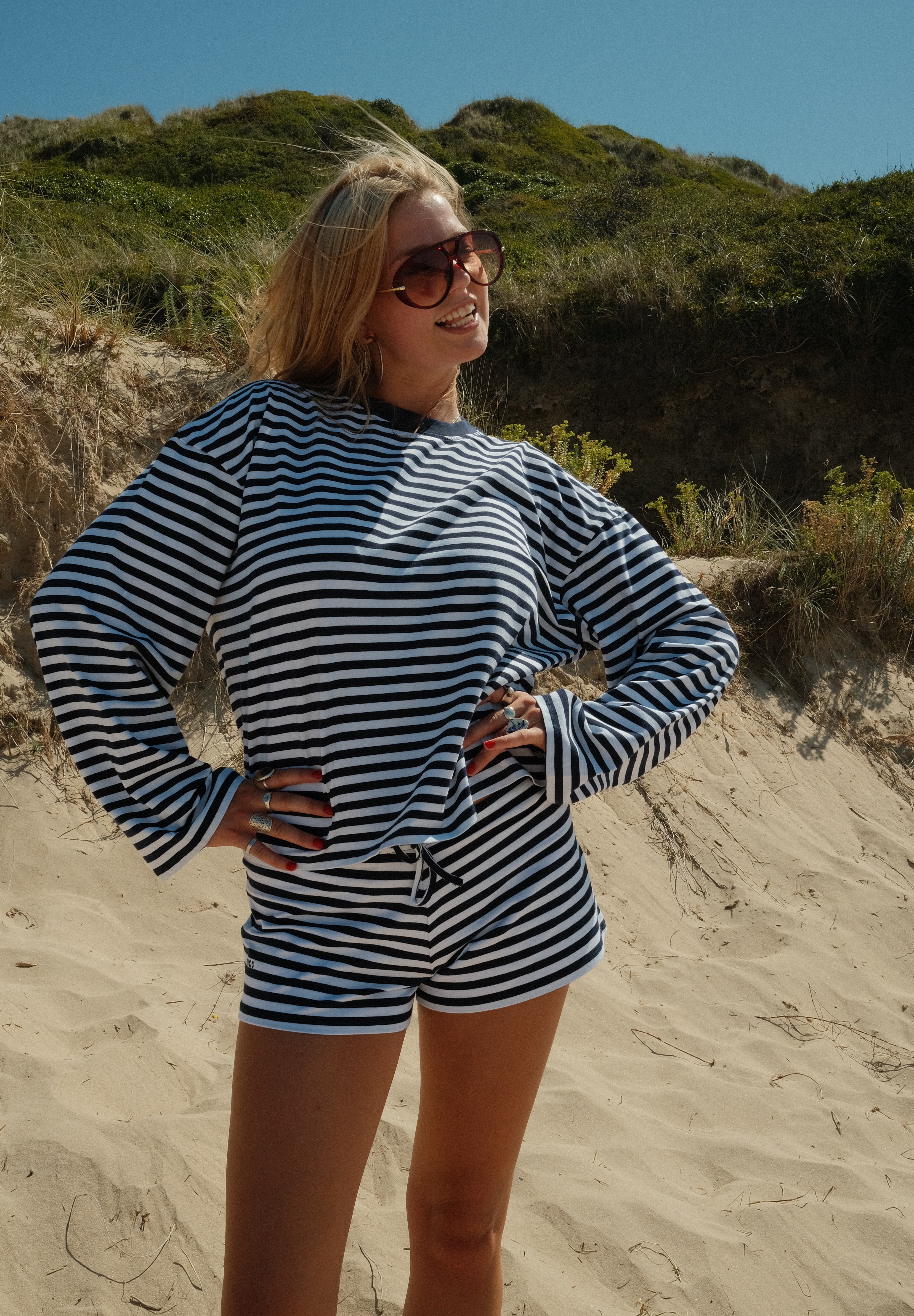 Long Sleeve Navy and White